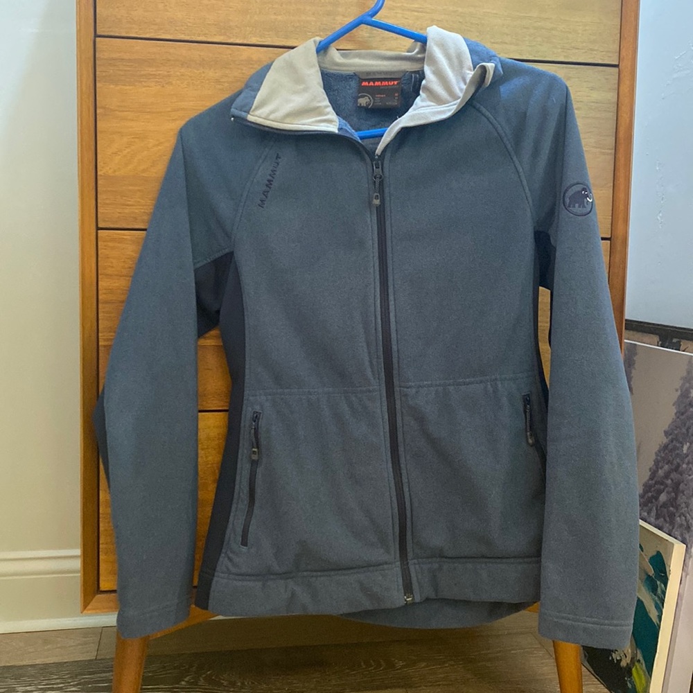 Lighter weight Mammut jacket!